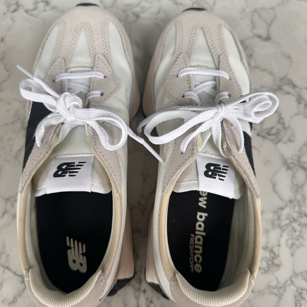New Balance 327 White, Beige & Black Retro Running Sneakers - Picture 4 of 6